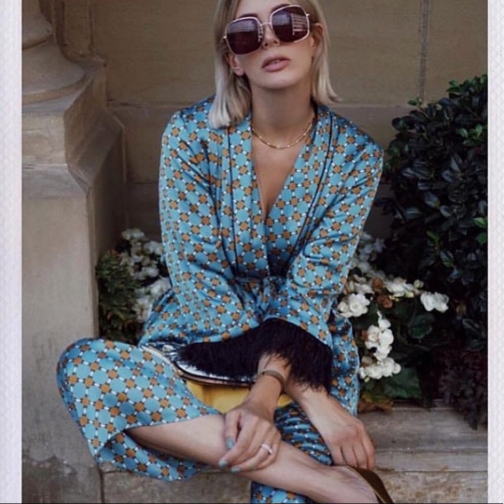 Zara blogger Fav! NWT blue print feather kimono - Picture 2 of 8